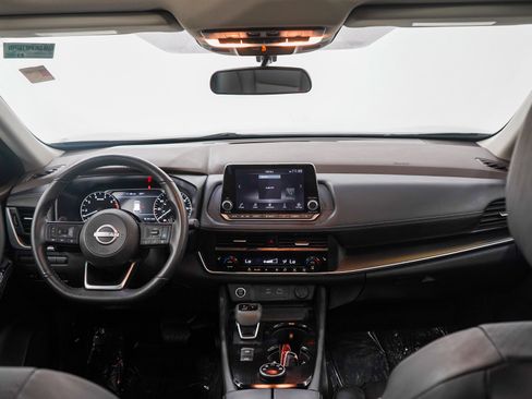Used 2023 Nissan Rogue SV w/ SV Premium B Package AWD/4WD image 13