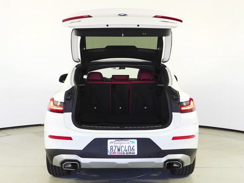 Used 2022 BMW X4 xDrive30i w/ Premium Package 2 AWD/4WD image 10
