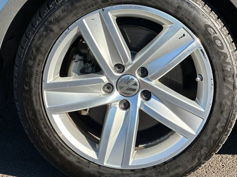 Used 2015 Volkswagen CC Sport image 30