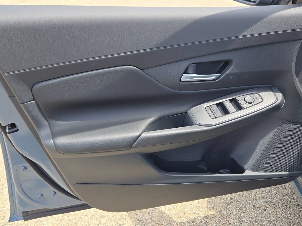 Used 2026 Nissan Sentra SV w/ Floor Mat Package FWD image 19