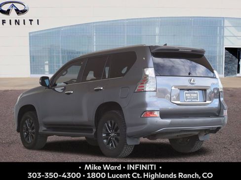 Used 2023 Lexus GX 460 Premium image 3