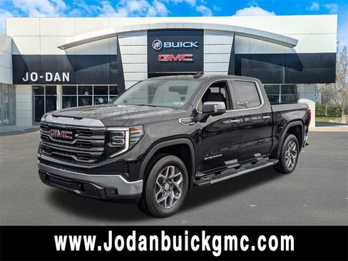 New 2025 GMC Sierra 1500 SLT w/ SLT Premium Package image 1
