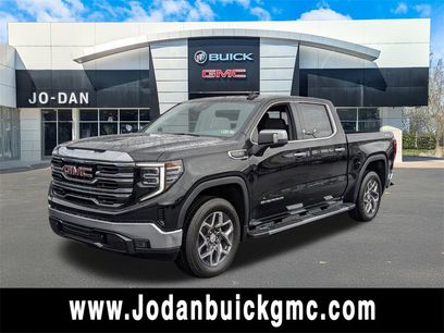 New 2025 GMC Sierra 1500 SLT w/ SLT Premium Package