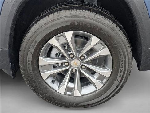 New 2026 Chevrolet Equinox LT w/ Safety and Technology Package image 9