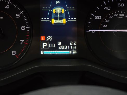 Used 2022 Subaru Crosstrek 2.0i Premium w/ Moonroof Package image 26