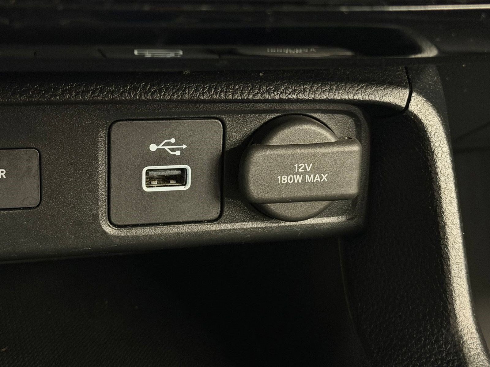 Used 2023 Honda Civic Sport image 29