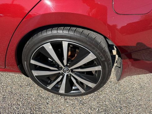 Used 2020 Nissan Altima 2.5 SR FWD image 23