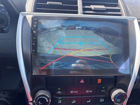 Used 2016 Toyota Camry LE FWD image 37