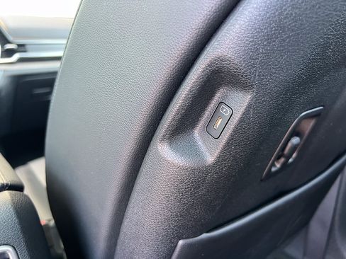 Used 2025 Kia Sportage X-Pro Prestige AWD/4WD image 30