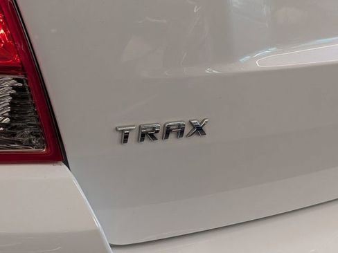 Certified 2020 Chevrolet Trax LS w/ Tint and Cruise Package image 9