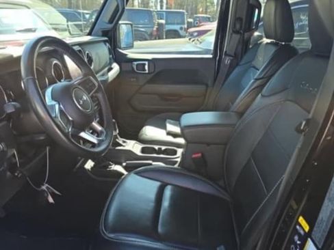 Used 2023 Jeep Wrangler Sahara w/ Cold Weather Group AWD/4WD image 2