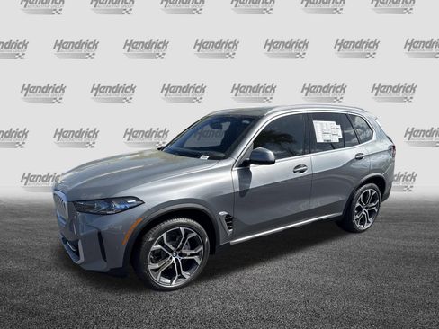 New 2026 BMW X5 xDrive40i AWD/4WD image 5