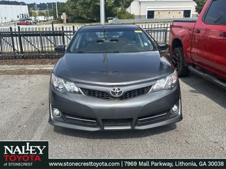 Used 2014 Toyota Camry SE image 1