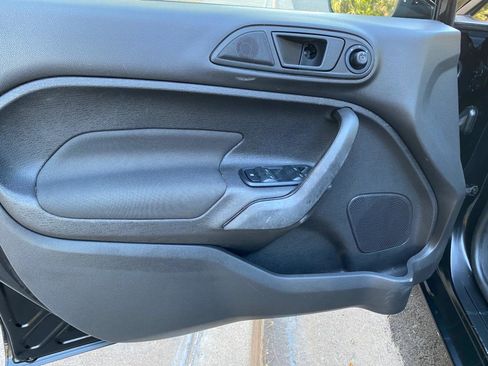 Used 2019 Ford Fiesta SE image 26