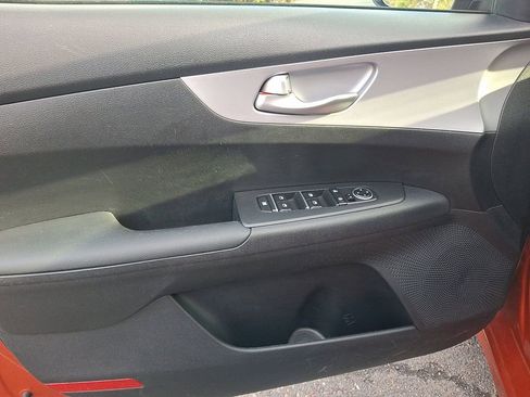 Certified 2024 Kia Forte LXS w/ LXS Technology Package image 12