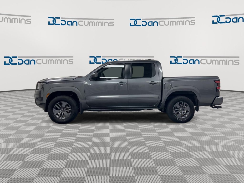 Used 2025 Nissan Frontier SV w/ Tow Package AWD/4WD image 5