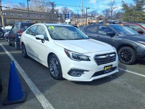 Used 2018 Subaru Legacy 3.6R Limited image 1
