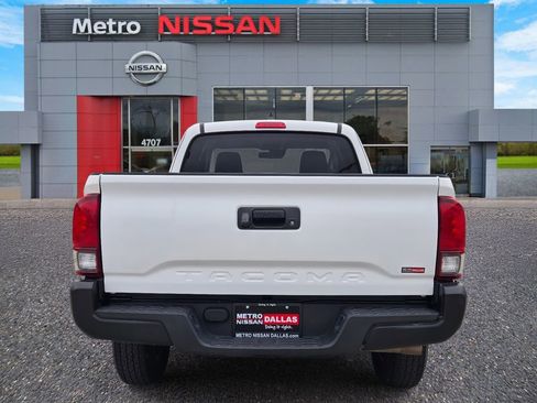 Used 2021 Toyota Tacoma SR image 5