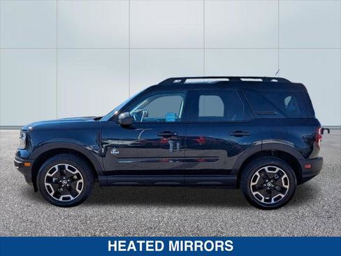 Used 2022 Ford Bronco Sport Outer Banks w/ Tech Package image 2