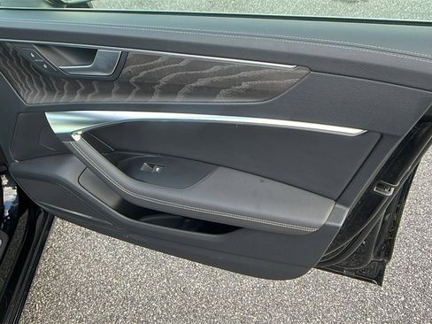 Used 2024 Audi A6 Premium Plus image 17