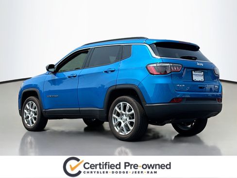 Used 2024 Jeep Compass Latitude AWD/4WD image 14