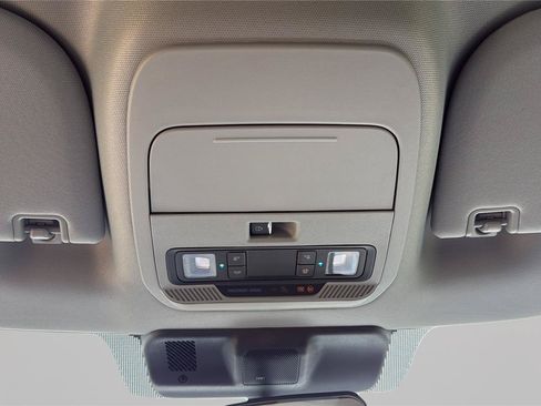 New 2025 Ford F250 XL AWD/4WD image 25