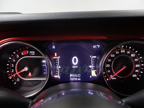Used 2021 Jeep Wrangler Unlimited Rubicon AWD/4WD image 36