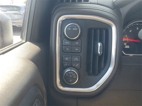 Used 2021 Chevrolet Silverado 3500 LTZ w/ LTZ Convenience Package image 24