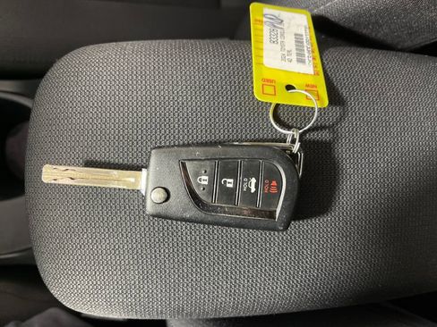 Used 2024 Toyota Corolla LE FWD image 22