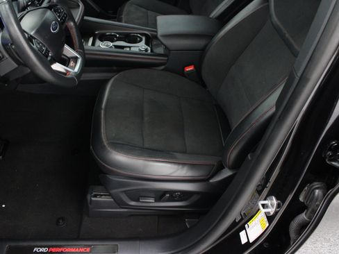 Used 2025 Ford Explorer ST w/ Sun And Sound Package AWD/4WD image 15