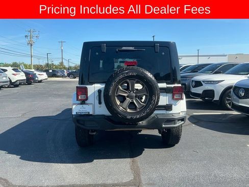 Used 2018 Jeep Wrangler Unlimited Sport AWD/4WD image 4