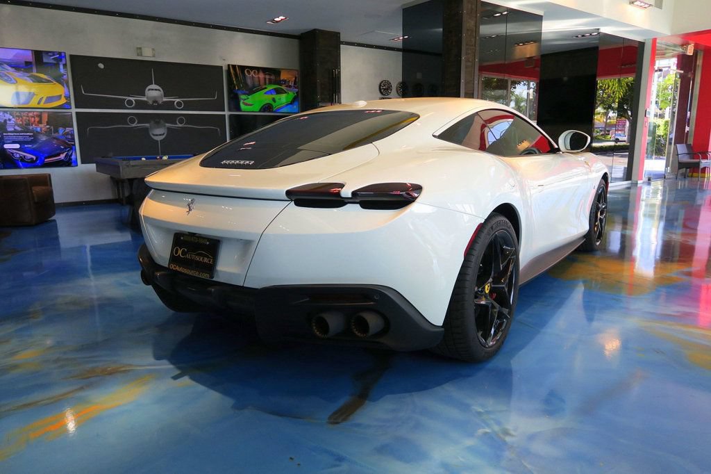 Used 2023 Ferrari Roma RWD image 4
