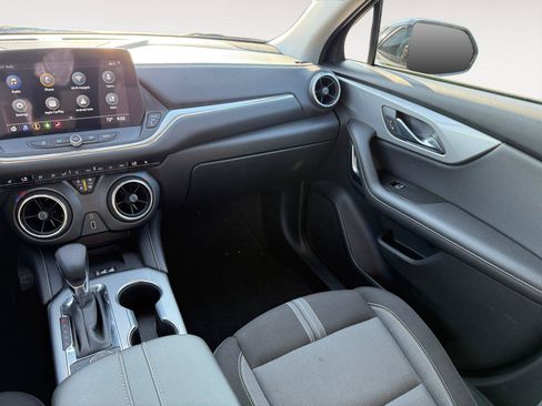 Used 2023 Chevrolet Blazer LT w/ Convenience Package FWD image 12