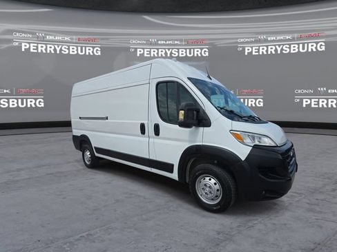 Used 2023 RAM ProMaster 2500 FWD image 2