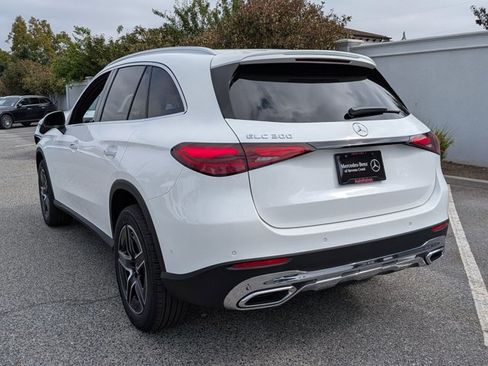 Used 2026 Mercedes-Benz GLC 300 image 8