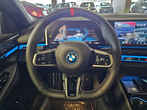 New 2026 BMW i5 M60 w/ Executive Package AWD/4WD image 11