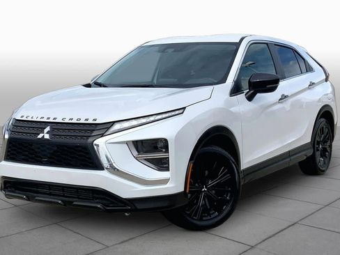 Used 2022 Mitsubishi Eclipse Cross LE FWD image 1