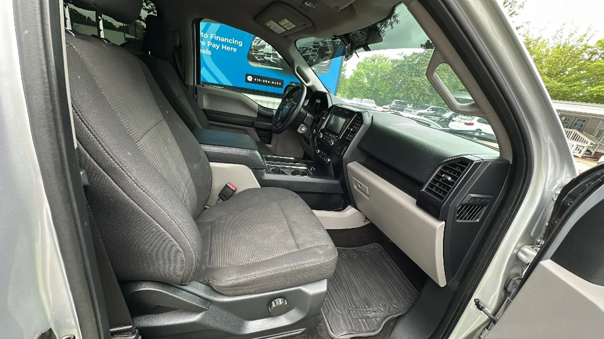 Used 2017 Ford F150 XL w/ Equipment Group 101A Mid AWD/4WD image 21