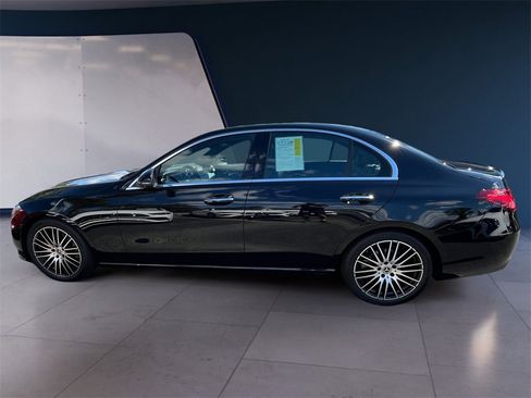 Certified 2022 Mercedes-Benz C 300 4MATIC Sedan image 2