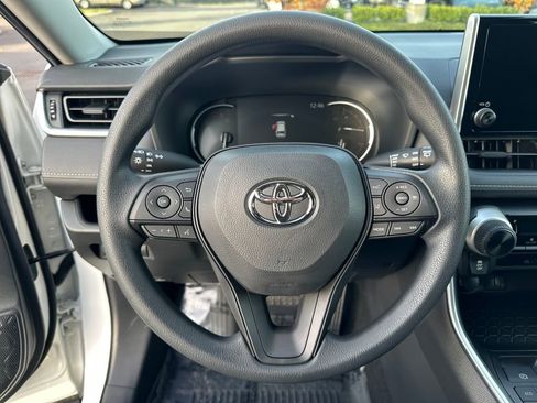 Certified 2025 Toyota RAV4 LE image 18