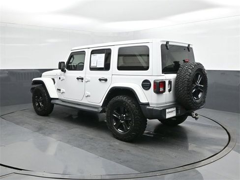 Used 2021 Jeep Wrangler Unlimited Sahara image 5