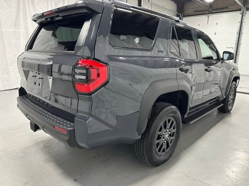 Used 2025 Toyota 4Runner SR5 image 7