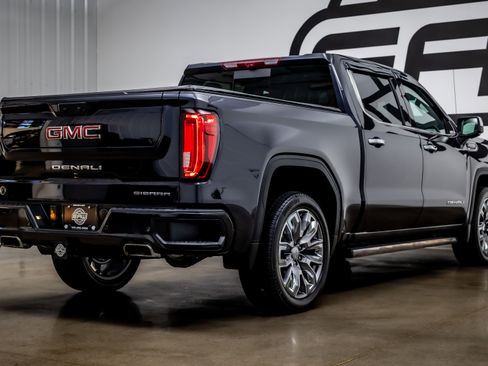 Used 2025 GMC Sierra 1500 Denali w/ Denali Reserve Package image 34