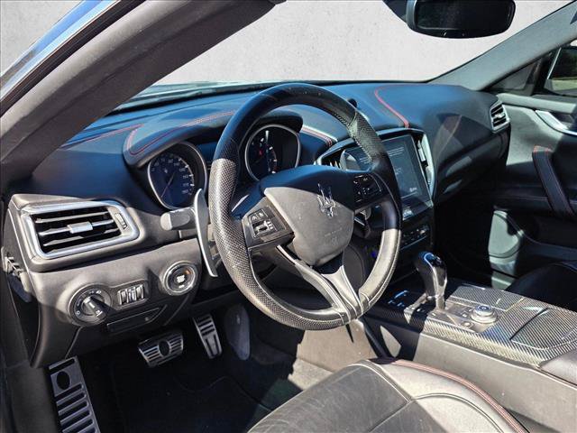 Used 2018 Maserati Ghibli S GranSport RWD image 9