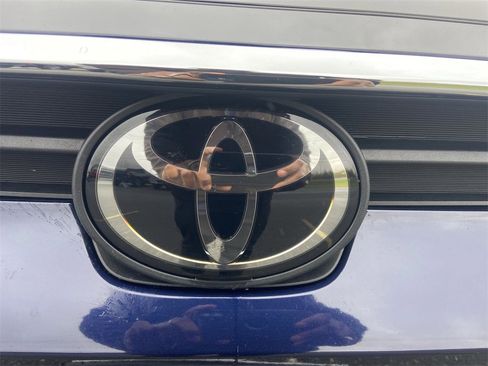 Used 2024 Toyota Grand Highlander XLE image 31