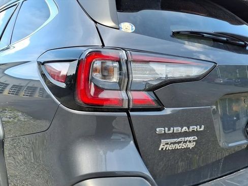 Used 2024 Subaru Outback Premium AWD/4WD image 12