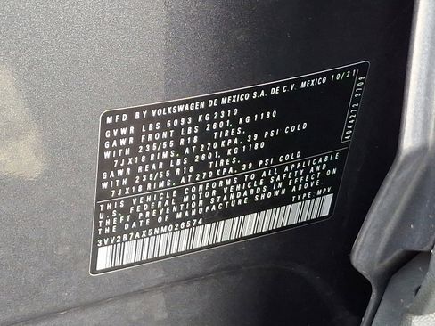 Certified 2022 Volkswagen Tiguan SE w/ Panoramic Sunroof Package image 26