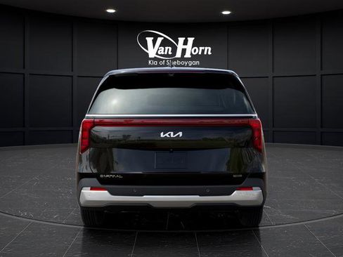 New 2026 Kia Carnival LXS image 5