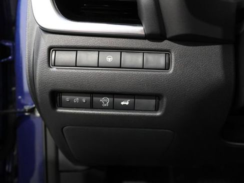 Certified 2023 Nissan Rogue SL w/ SL Premium Package AWD/4WD image 17