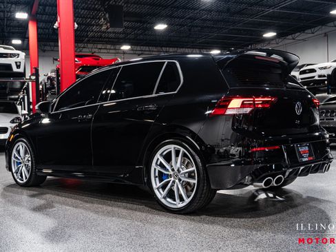 Used 2024 Volkswagen Golf R image 3